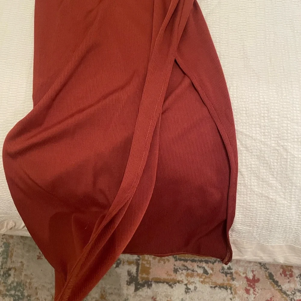 Hello Molly Rust Ribbed Dress - Picture 4 of 4